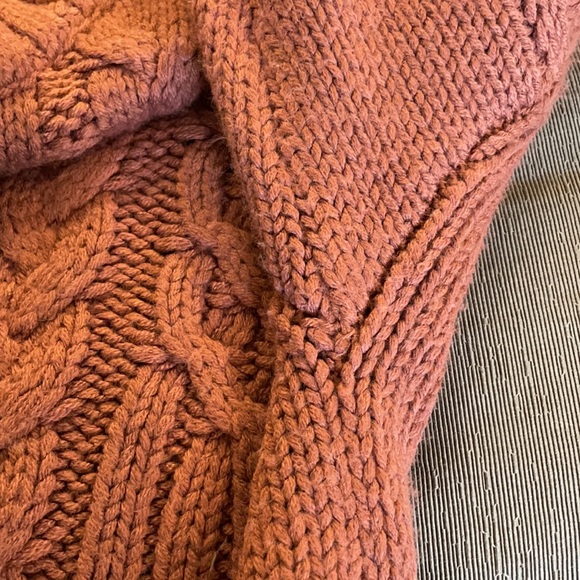 JOA Thick Knit Sweater - Picture 10 of 14